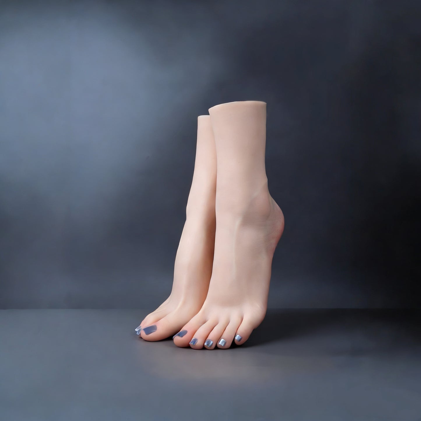 Blue Nail Pieces & Realistic Silicone Foot Model Set