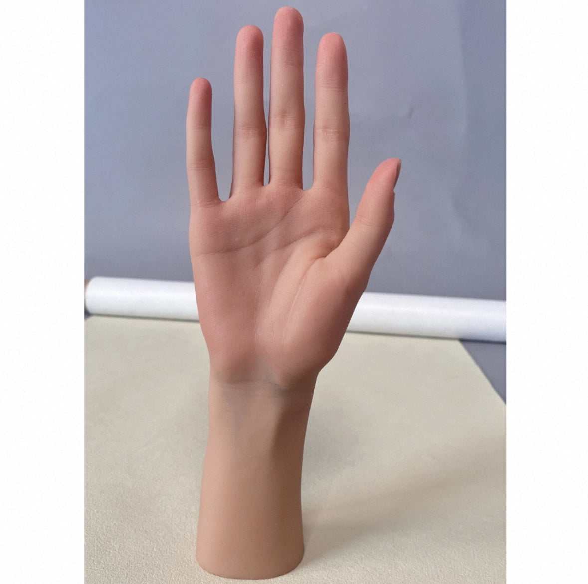 Realistic Silicone Hand Model – Lifelike Skin & Customizable Nail Art